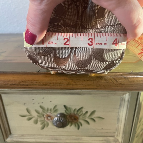 Vintage Coach Handbag - Picture 15 of 16